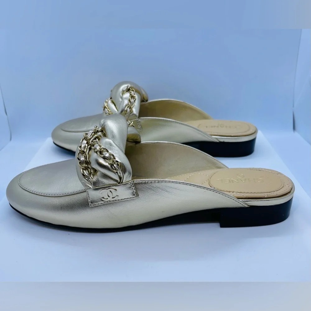CHANEL gold mules brand new - Picture 8 of 8